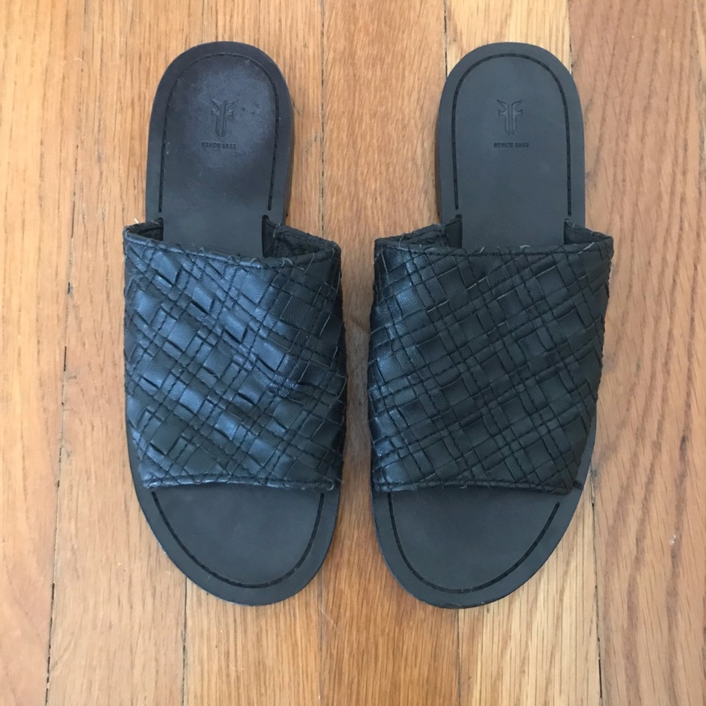 Frye Carson Slide Sandal